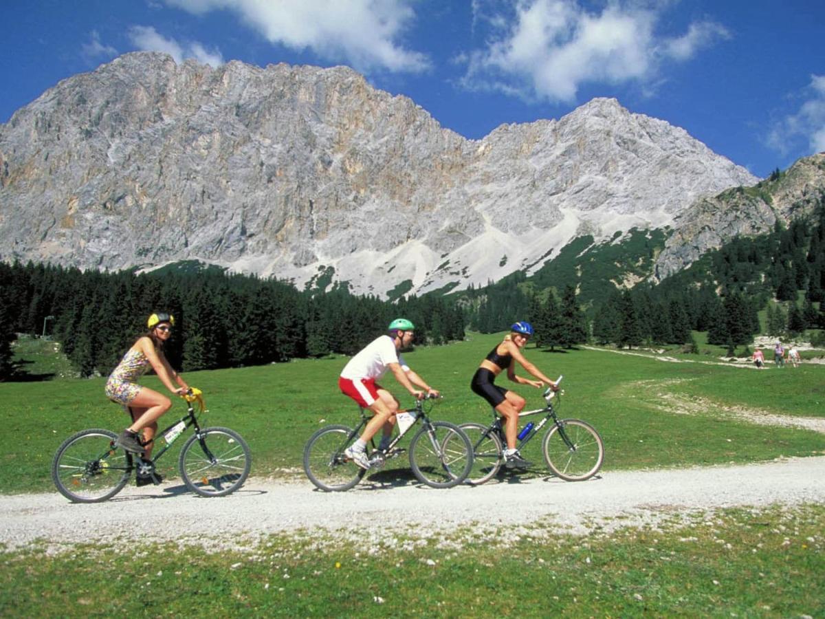 Apartment In W Ngle Tyrol With Walking Trails Near Reutte Exteriör bild